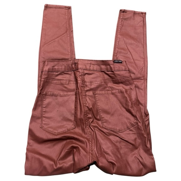 Almost Famous Brown Coated Faux Leather Skinny Pants Size 5‎ - Picture 2 of 4